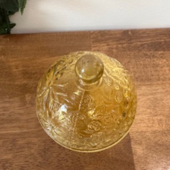 Avon Yellow‎ Glass Pedestal Candy Dish Rose Pattern Textured Jar Vintage Decor - Picture 4 of 6